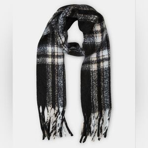 Steve Madden Plaid Black Scarf/ Wrap